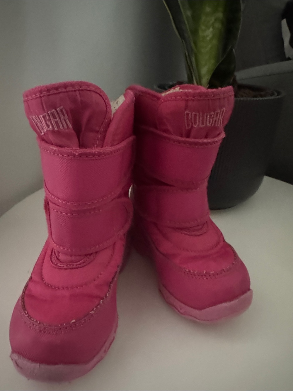 Cougar Kids Pink Snow Boots with Hook-and-Loop Straps